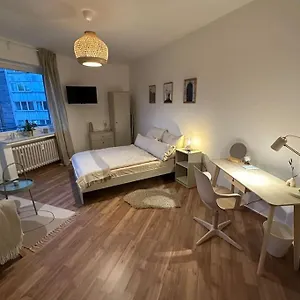 Mit Wohnkuche & Balkon , Düsseldorf Deutschland